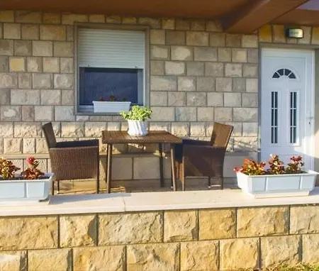 Branko 1 Apartament Dugi Rat