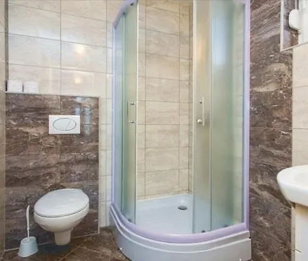 Branko 1 Apartament *